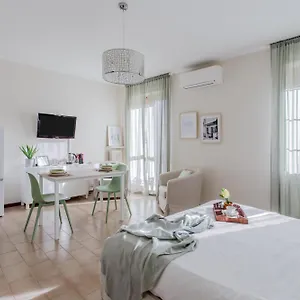 Appartamento Casa Caterina - - By Host4u Pavia